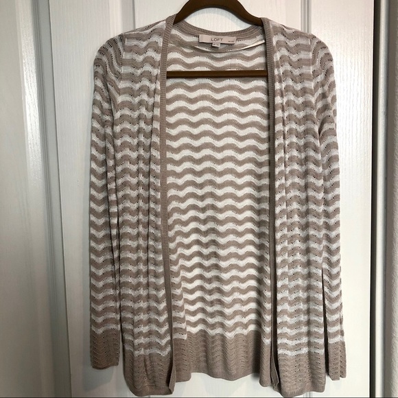 LOFT tan chevron cardigan - Picture 2 of 5